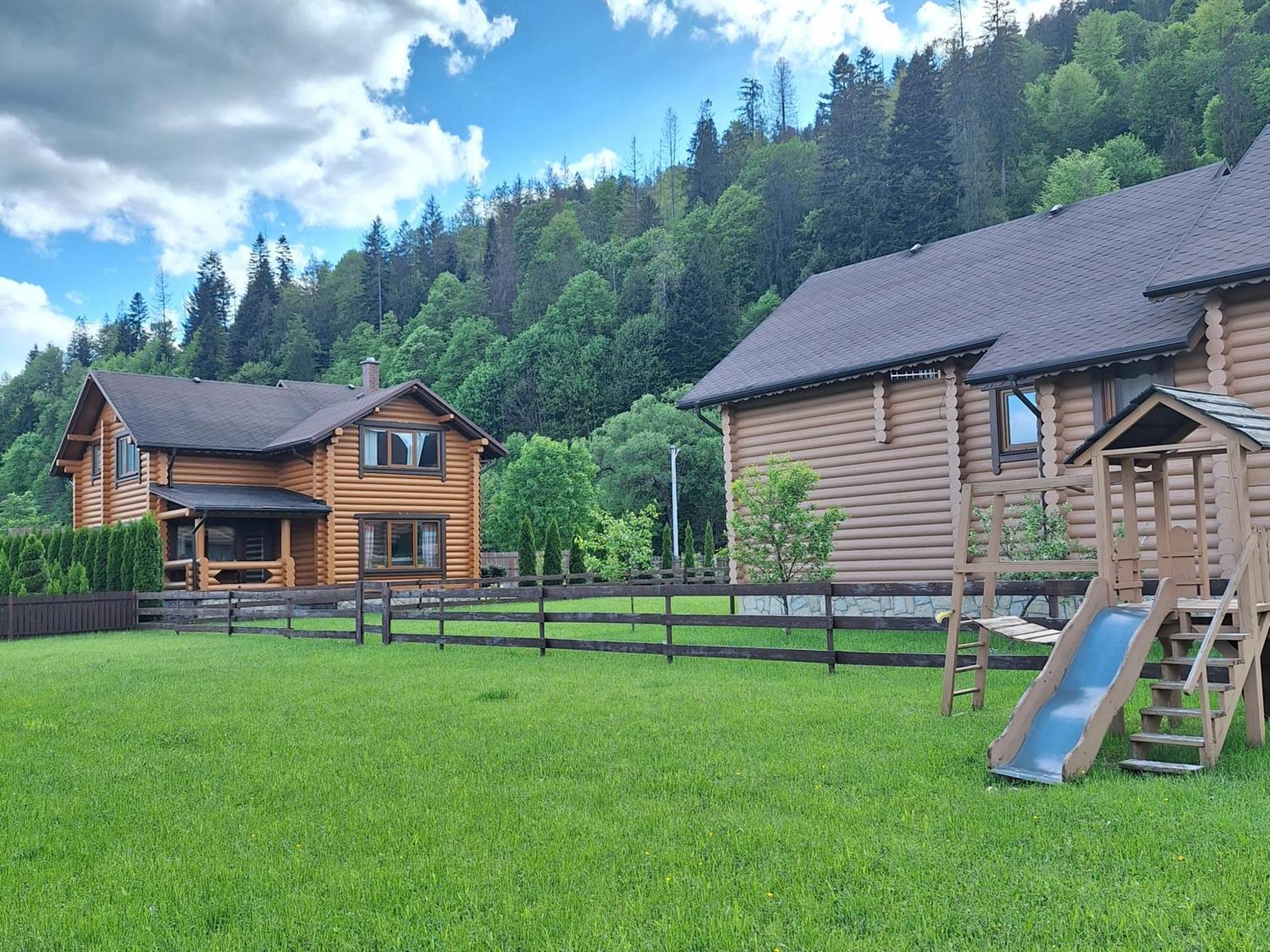 Khytir Falchi Villa Mîkulîciîn Cameră foto